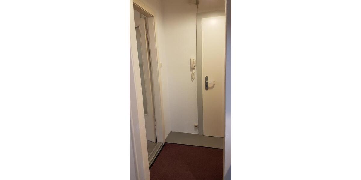 Hochparterre Hannover Vahrenwald-List - 1 Zimmer, 30 m&sup2;, 450&euro; | Angebot:25925791