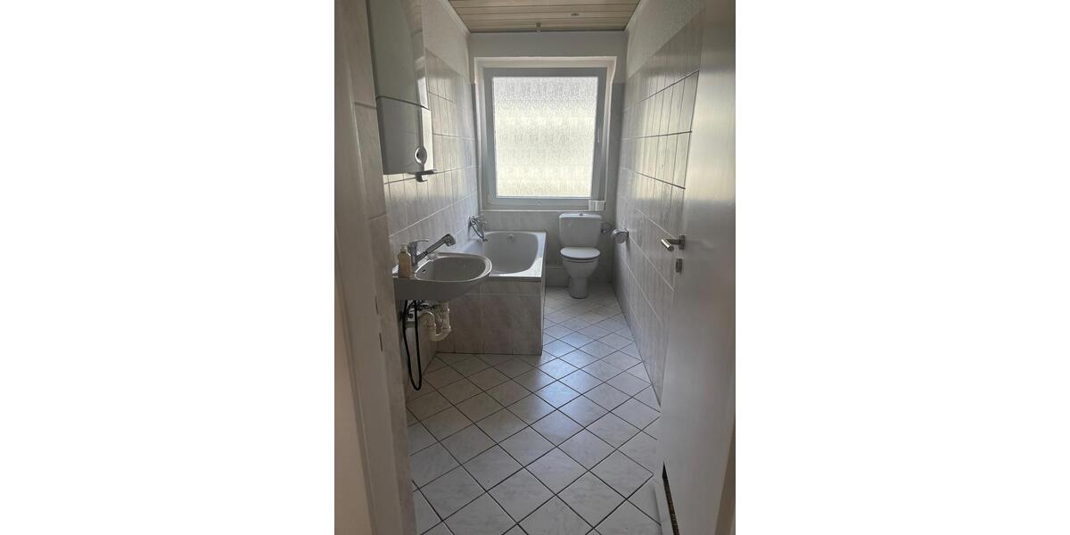 Etagenwohnung Hannover Buchholz-Kleefeld - 3 Zimmer, 78 m&sup2;, 980&euro; | Angebot:26477603