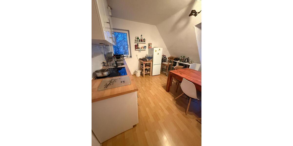 Dachgeschoßwohnung Hannover Bult - 1 Zimmer, 25 m&sup2;, 520&euro; | Angebot:26012811
