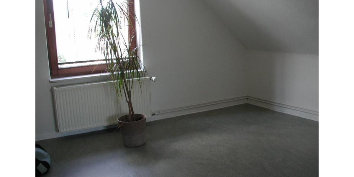 Erdgeschoßwohnung Isernhagen - 3 Zimmer, 76 m&sup2;, 700&euro; | Angebot:25837181