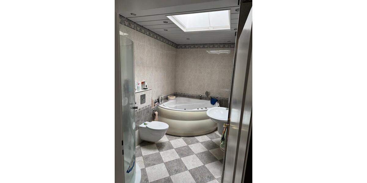 Einfamilienhaus Neustadt am Rübenberge - 6 Zimmer, 140 m&sup2;, 429.000&euro; | Angebot:25393507