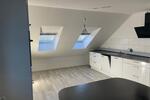 Dachgeschoßwohnung Hannover Herrenhausen-Stöcken - 4 Zimmer, 100 m&sup2;, 950&euro; | Angebot:26279030