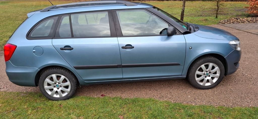 Skoda Fabia 223.200 km 2.995 &euro; Rodewald 31637