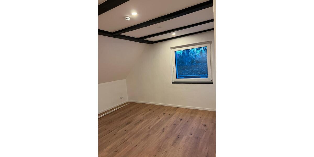 Etagenwohnung Langenhagen Engelbostel - 2.5 Zimmer, 72 m&sup2;, 700&euro; | Angebot:25906117