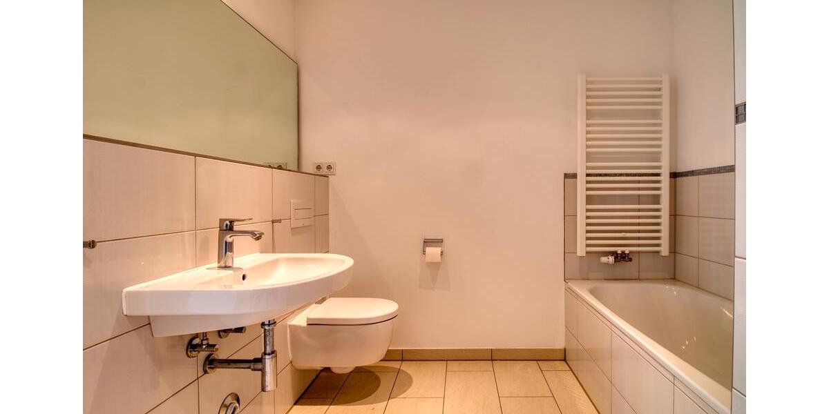 Einfamilienhaus Langenhagen - 2.5 Zimmer, 87 m&sup2;, 1.200&euro; | Angebot:25972272