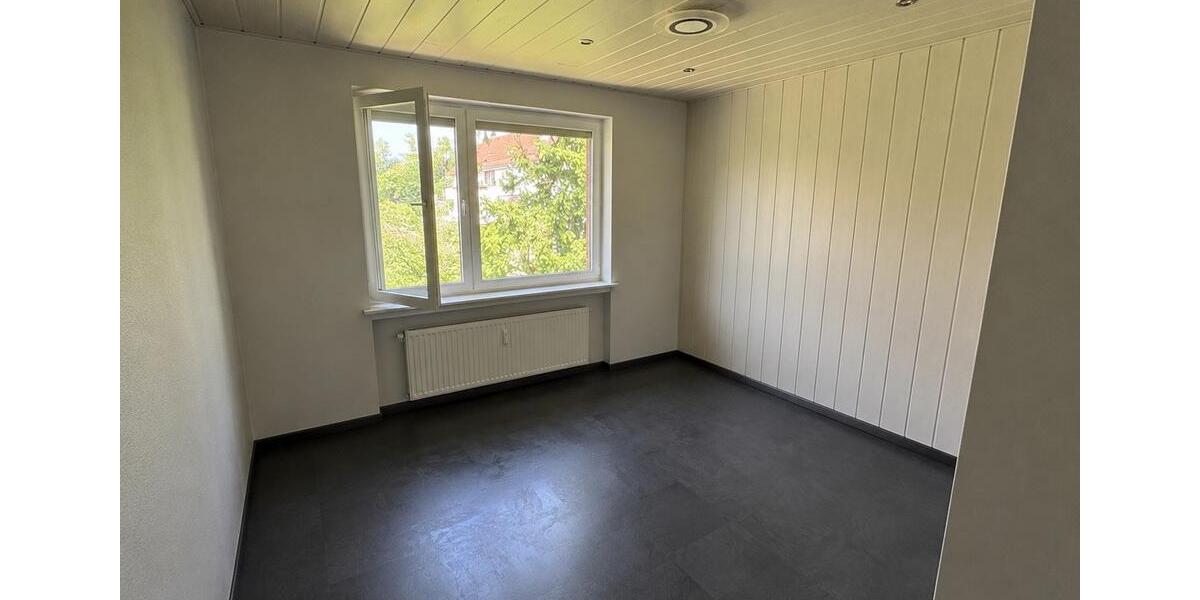 Etagenwohnung Lehrte - 3 Zimmer, 82 m&sup2;, 190.000&euro; | Angebot:27428764