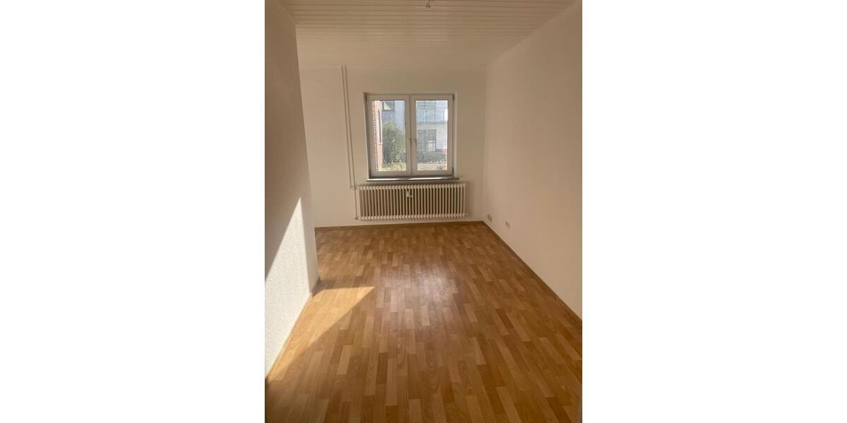 Erdgeschoßwohnung Springe - 3 Zimmer, 70 m&sup2;, 540&euro; | Angebot:25995449