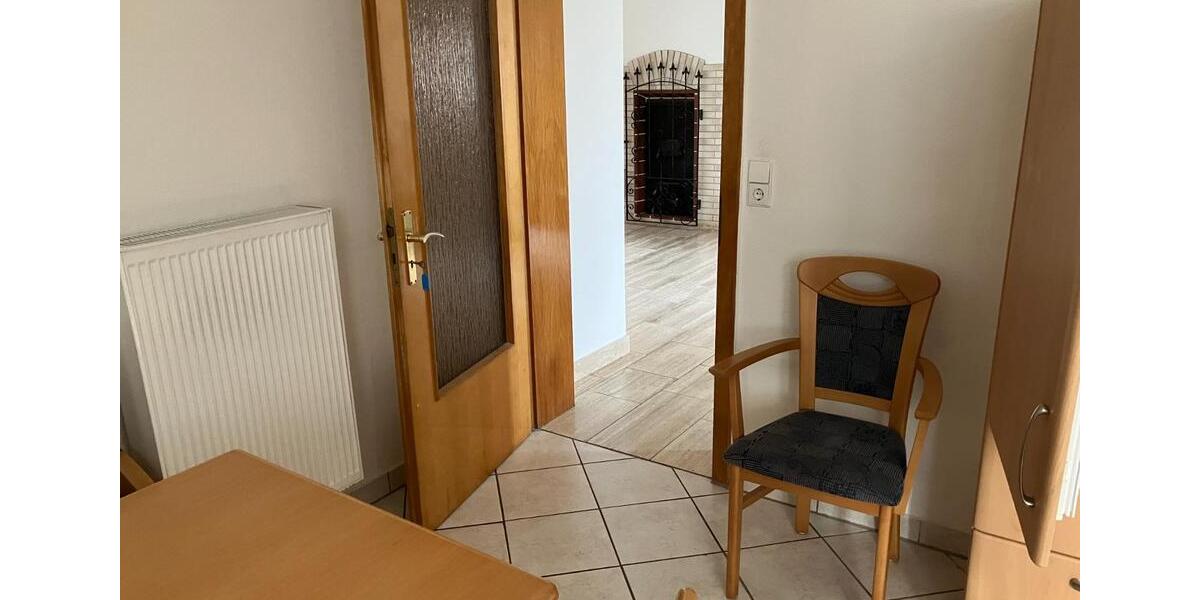 Etagenwohnung Beckedorf - 3 Zimmer, 125 m&sup2;, 700&euro; | Angebot:25297352