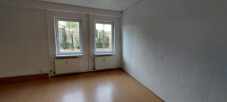 Erdgeschoßwohnung Bad Nenndorf - 4 Zimmer, 115 m&sup2;, 710&euro; | Angebot:26044865