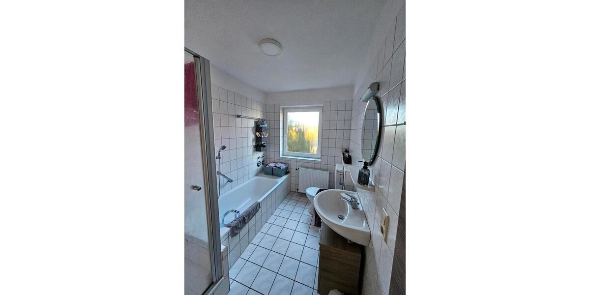 Erdgeschoßwohnung Wunstorf - 3 Zimmer, 90 m&sup2;, 850&euro; | Angebot:26477605