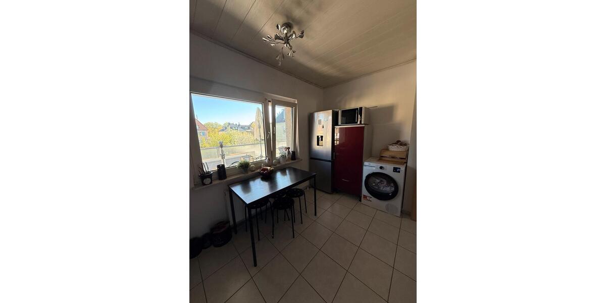 Etagenwohnung Langenhagen Brink - 2 Zimmer, 90 m&sup2;, 1.150&euro; | Angebot:26163162