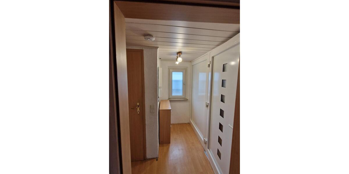 Dachgeschoßwohnung Langenhagen Brink - 1 Zimmer, 20 m&sup2;, 595&euro; | Angebot:25293092