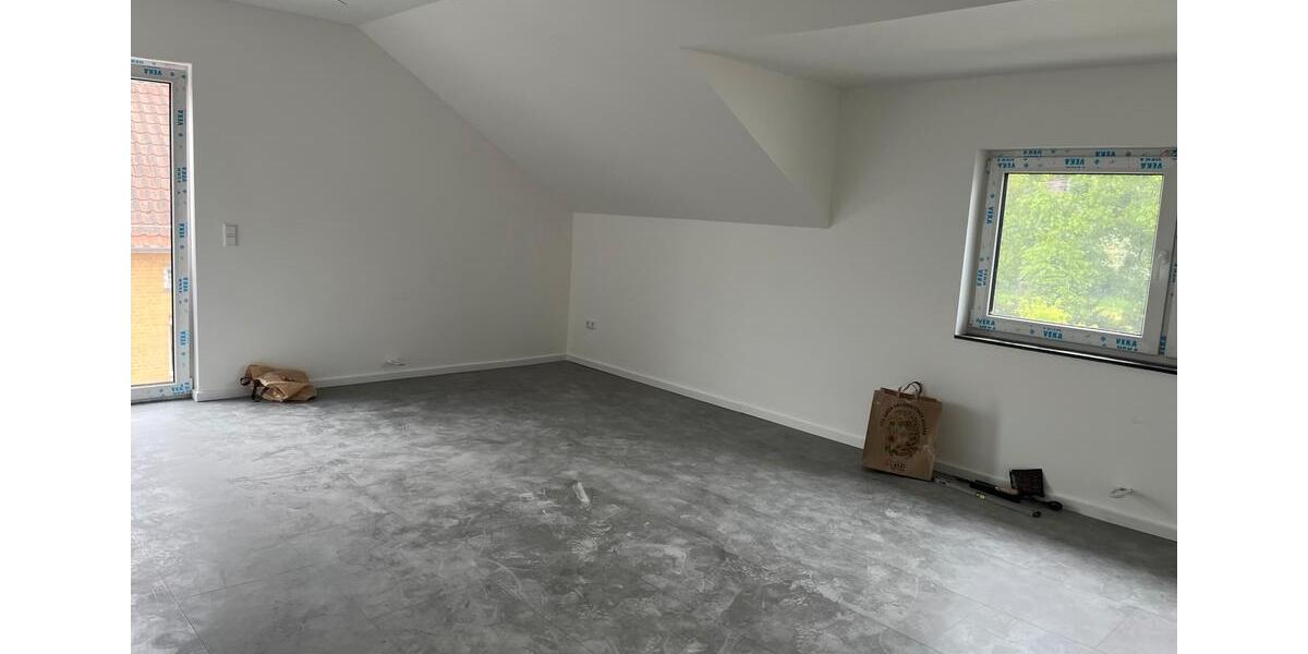 Dachgeschoßwohnung Langenhagen Engelbostel - 3 Zimmer, 80 m&sup2;, 1.200&euro; | Angebot:26358232