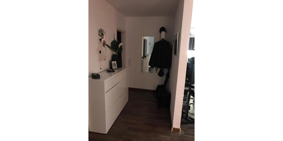Dachgeschoßwohnung Hannover Vahrenwald-List - 2 Zimmer, 72 m&sup2;, 1.150&euro; | Angebot:25168139