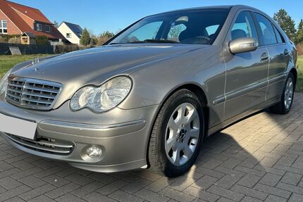 Mercedes-Benz C 220 282.000 km 2.850 &euro; Isernhagen 30916