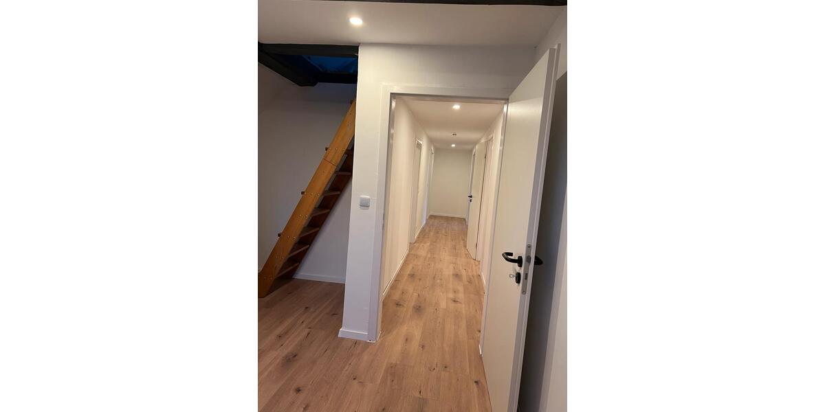 Etagenwohnung Langenhagen Engelbostel - 2.5 Zimmer, 72 m&sup2;, 700&euro; | Angebot:25906117