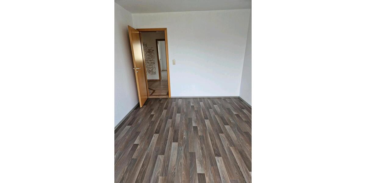 Etagenwohnung Sehnde - 3 Zimmer, 79 m&sup2;, 240.000&euro; | Angebot:27499940