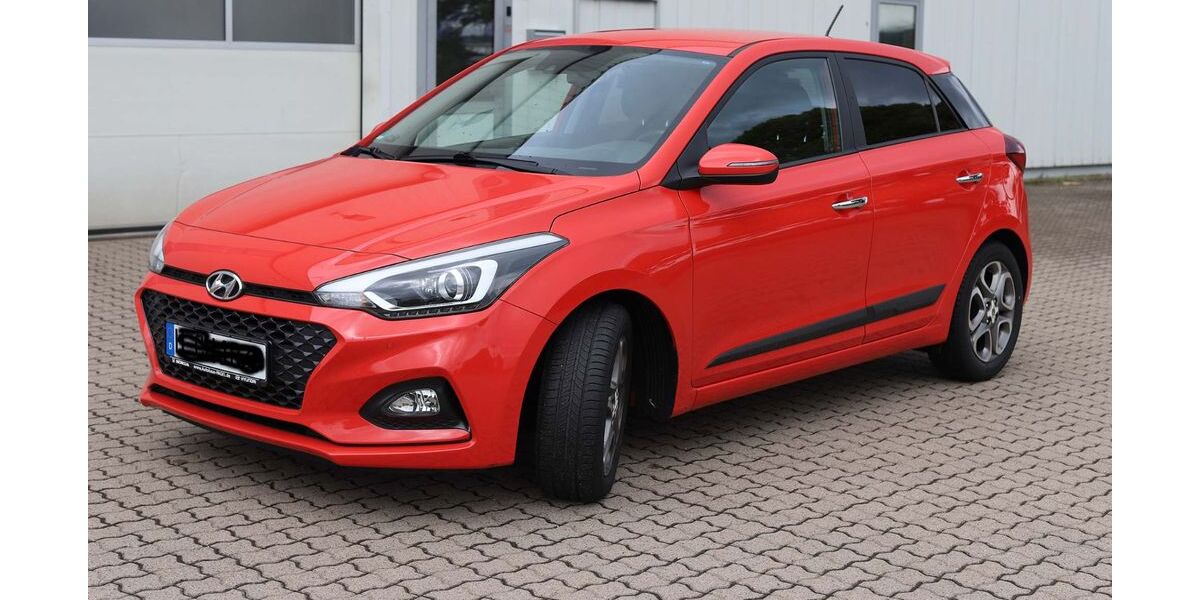 Hyundai i20 62.500 km 14.800 &euro; Garbsen 30827