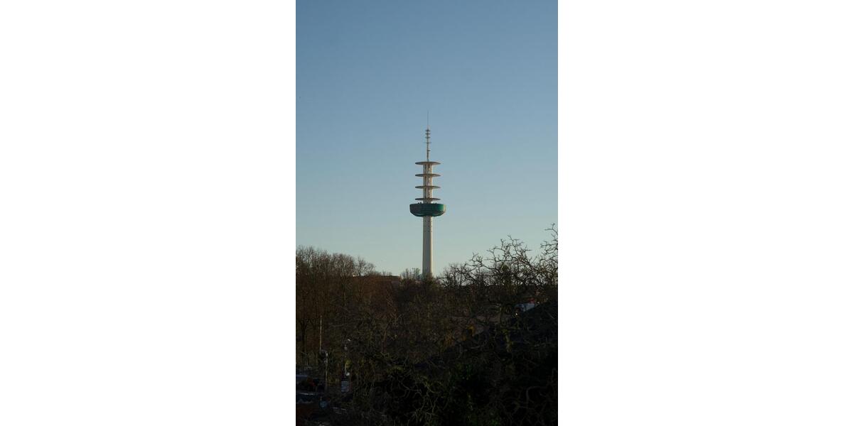 Dachgeschoßwohnung Hannover Vahrenwald-List - 10 Zimmer, 277 m&sup2;, 3.200&euro; | Angebot:26455818
