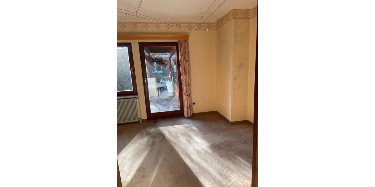 Bungalow Barsinghausen - 8 Zimmer, 175 m&sup2;, 390.000&euro; | Angebot:26035263