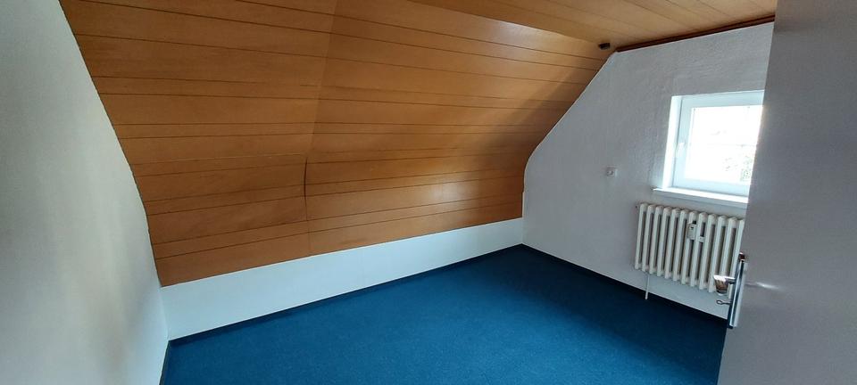 Erdgeschoßwohnung Bad Nenndorf - 4 Zimmer, 115 m&sup2;, 710&euro; | Angebot:26044865