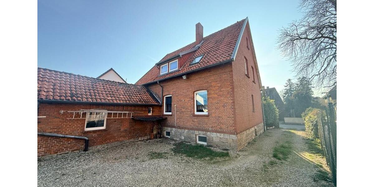 Einfamilienhaus Hannover Bothfeld-Vahrenheide - 6 Zimmer, 250 m&sup2;, 880.000&euro; | Angebot:24952223