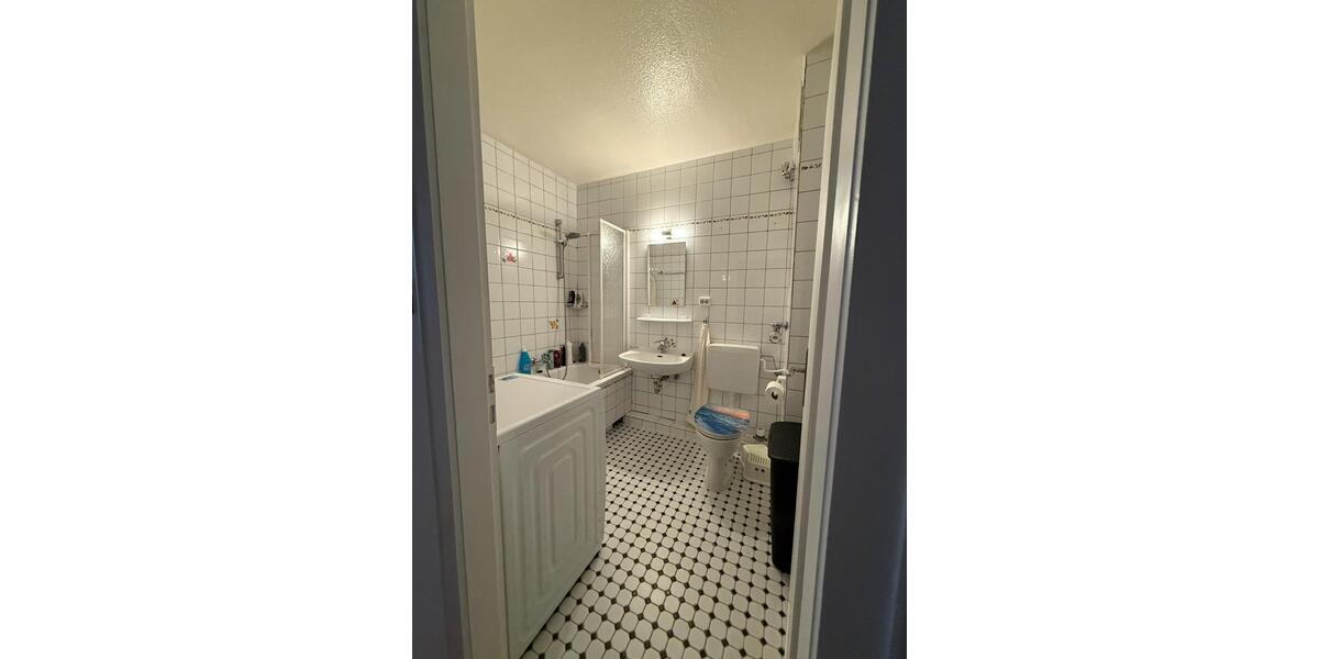 Erdgeschoßwohnung Sarstedt - 3 Zimmer, 86 m&sup2;, 185.000&euro; | Angebot:25085474