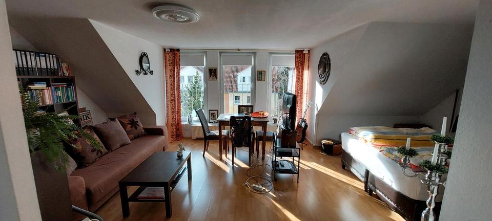 Dachgeschoßwohnung Hannover Döhren-Wülfel - 2 Zimmer, 44 m&sup2;, 130.000&euro; | Angebot:26635466