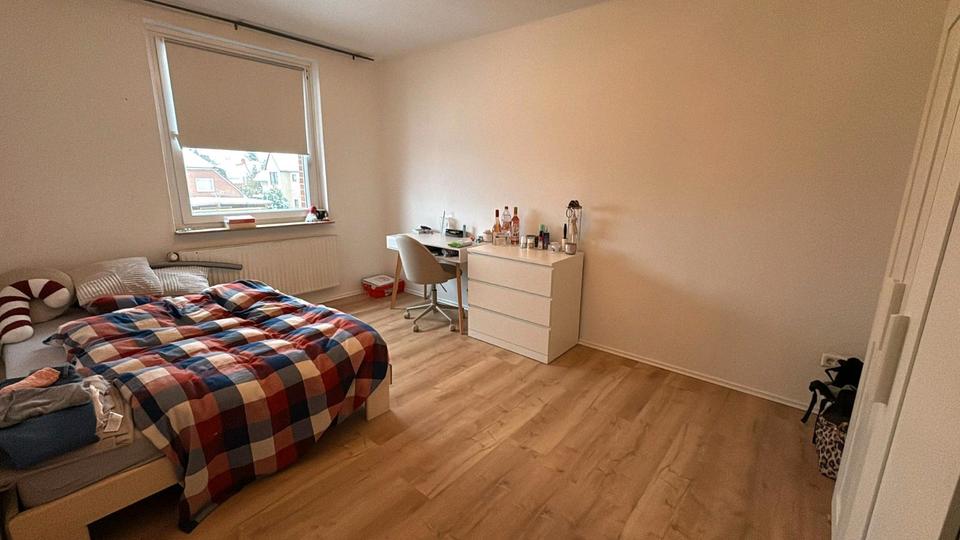 Etagenwohnung Hannover Herrenhausen-Stöcken - 3.5 Zimmer, 72 m&sup2;, 490&euro; | Angebot:25925803