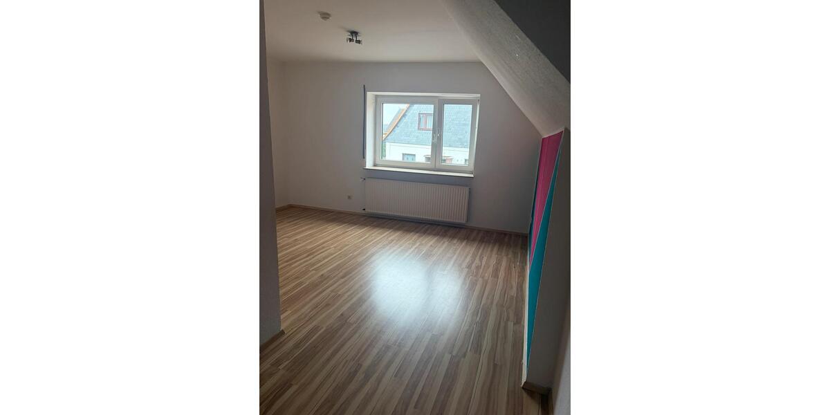 Etagenwohnung Wunstorf - 4.5 Zimmer, 127 m&sup2;, 920&euro; | Angebot:25626901