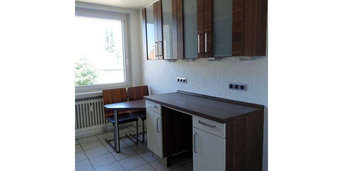 Etagenwohnung Lehrte - 3 Zimmer, 80 m&sup2;, 199.000&euro; | Angebot:27079173