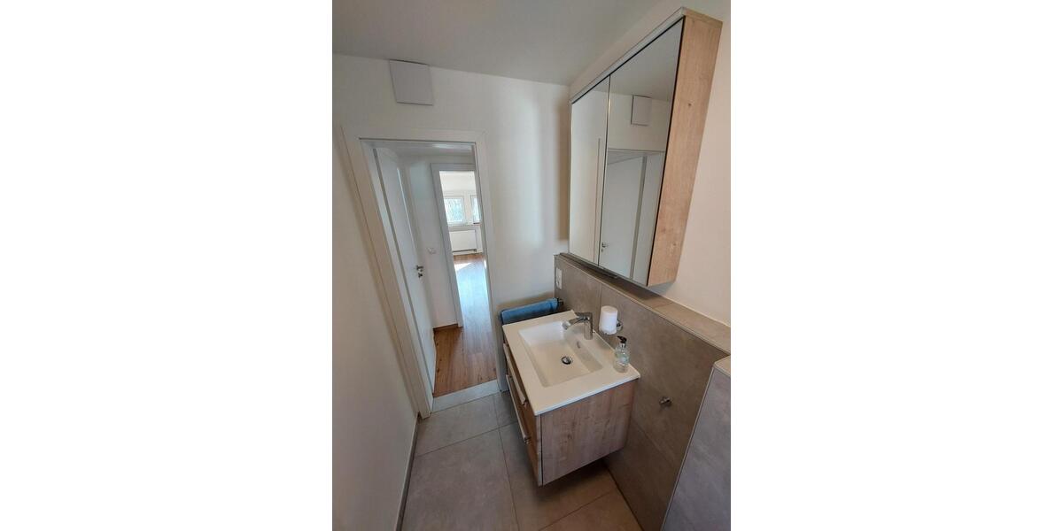 Dachgeschoßwohnung Sarstedt - 3 Zimmer, 57 m&sup2;, 684&euro; | Angebot:25907116