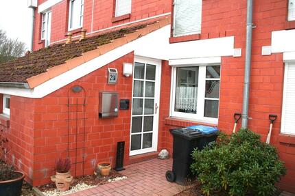 Haus Laatzen - 6 Zimmer, 150 m&sup2;, 1.550&euro; | Angebot:25612681