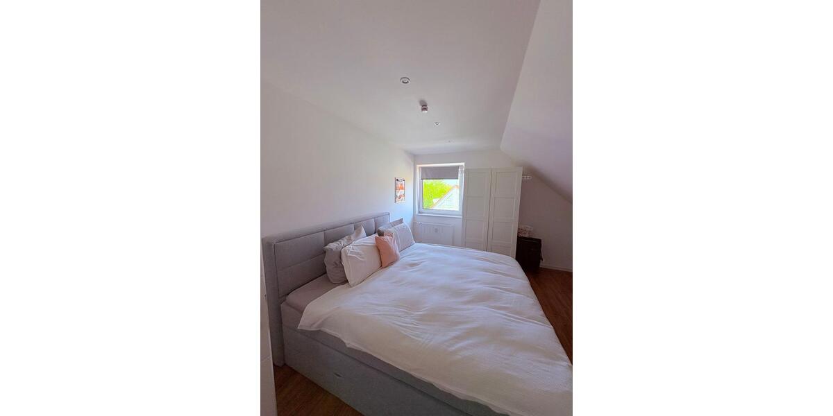 Etagenwohnung Langenhagen Brink - 2 Zimmer, 67 m&sup2;, 1.000&euro; | Angebot:26166572