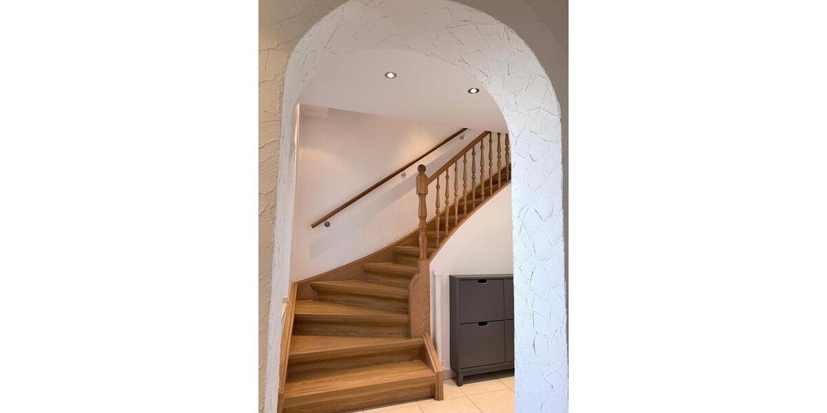 Doppelhaushälfte Lehrte - 8 Zimmer, 236 m&sup2;, 552.000&euro; | Angebot:25864364