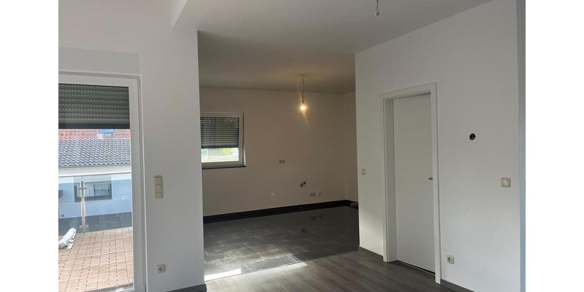 Terrassenwohnung Laatzen - 3 Zimmer, 118 m&sup2;, 1.750&euro; | Angebot:24863334