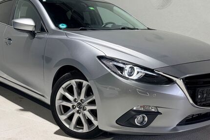 Mazda 3 83.400 km 12.300 &euro; Hannover 30179