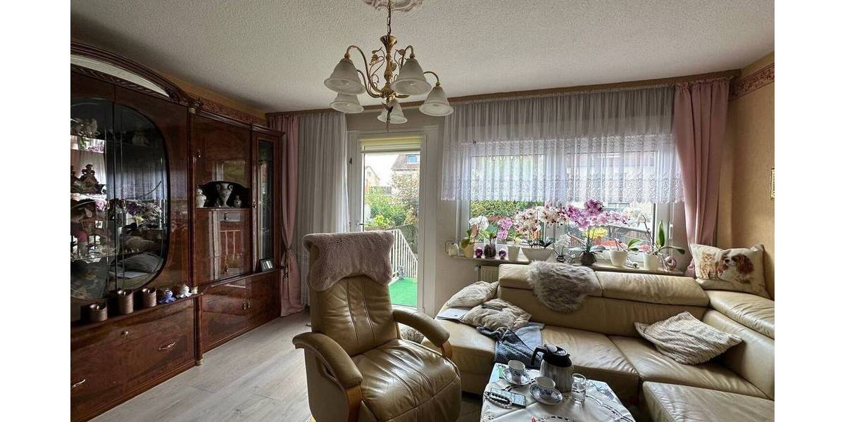 Reihenmittelhaus Stadthagen - 5 Zimmer, 105 m&sup2;, 185.000&euro; | Angebot:25731239