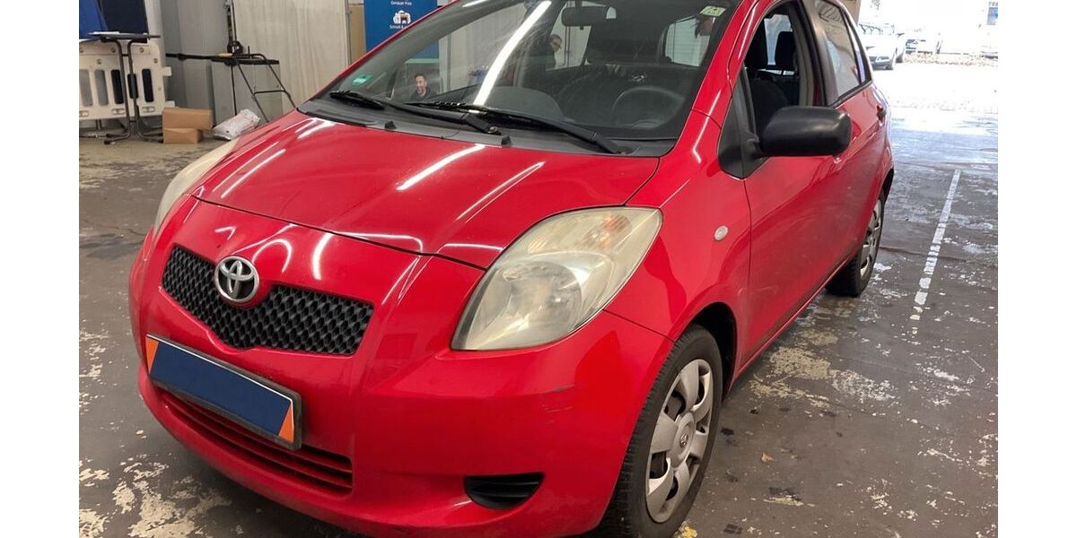 Toyota Yaris 185.000 km 3.000 &euro; Langenhagen 30851