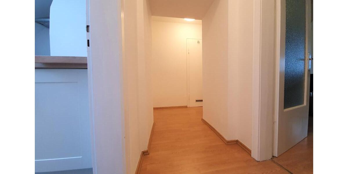 Dachgeschoßwohnung Hannover Vahrenwald-List - 2.5 Zimmer, 55 m&sup2;, 788&euro; | Angebot:25919885