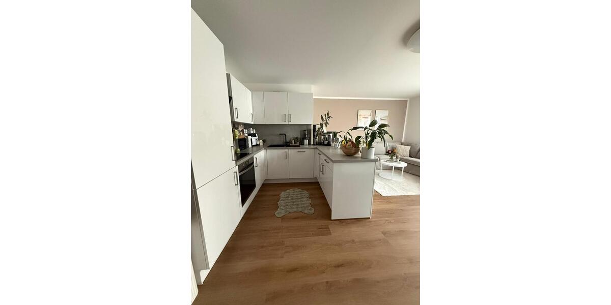 Etagenwohnung Garbsen - 3 Zimmer, 72 m&sup2;, 1.100&euro; | Angebot:25811795