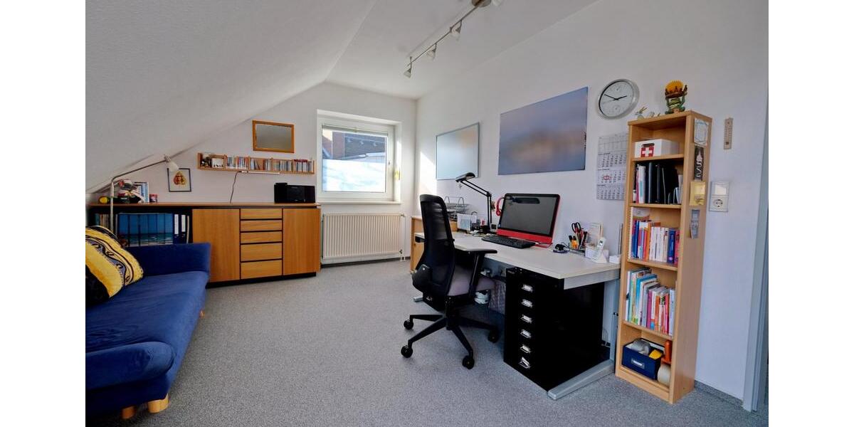 Dachgeschoßwohnung Hannover Vahrenwald-List - 3 Zimmer, 87 m&sup2;, 279.000&euro; | Angebot:26946902