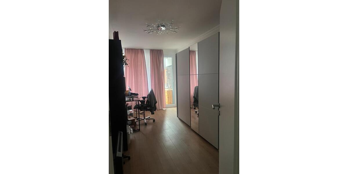 Einfamilienhaus Hannover Linden-Limmer - 3 Zimmer, 84 m&sup2;, 500&euro; | Angebot:26096407