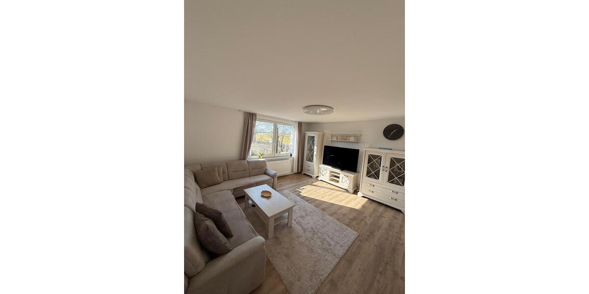 Etagenwohnung Hannover Herrenhausen-Stöcken - 3 Zimmer, 95 m&sup2;, 1.000&euro; | Angebot:25890647