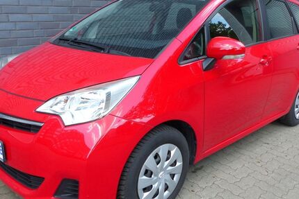 Toyota Verso-S 88.000 km 9.990 &euro; Hannover 30179