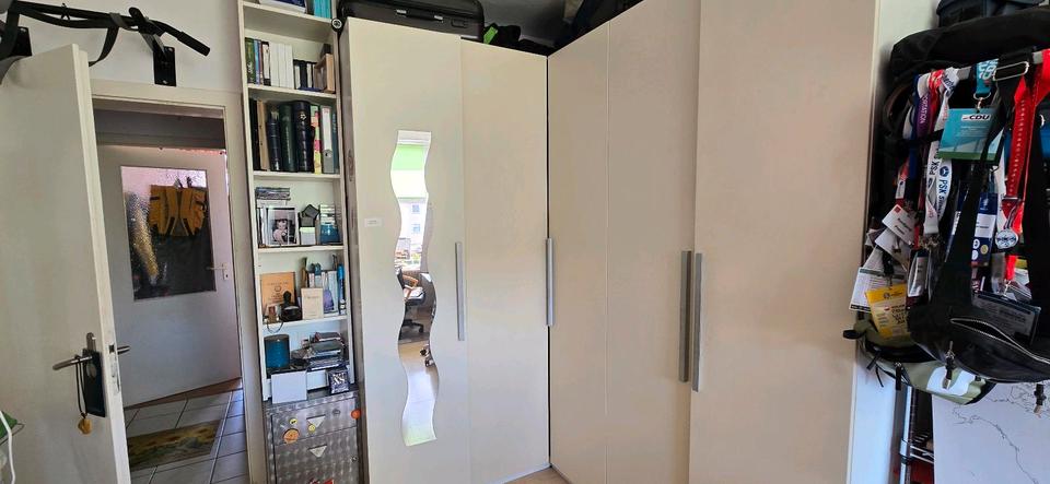 Etagenwohnung Hannover Vahrenwald-List - 3 Zimmer, 80 m&sup2;, 1.000&euro; | Angebot:25408676