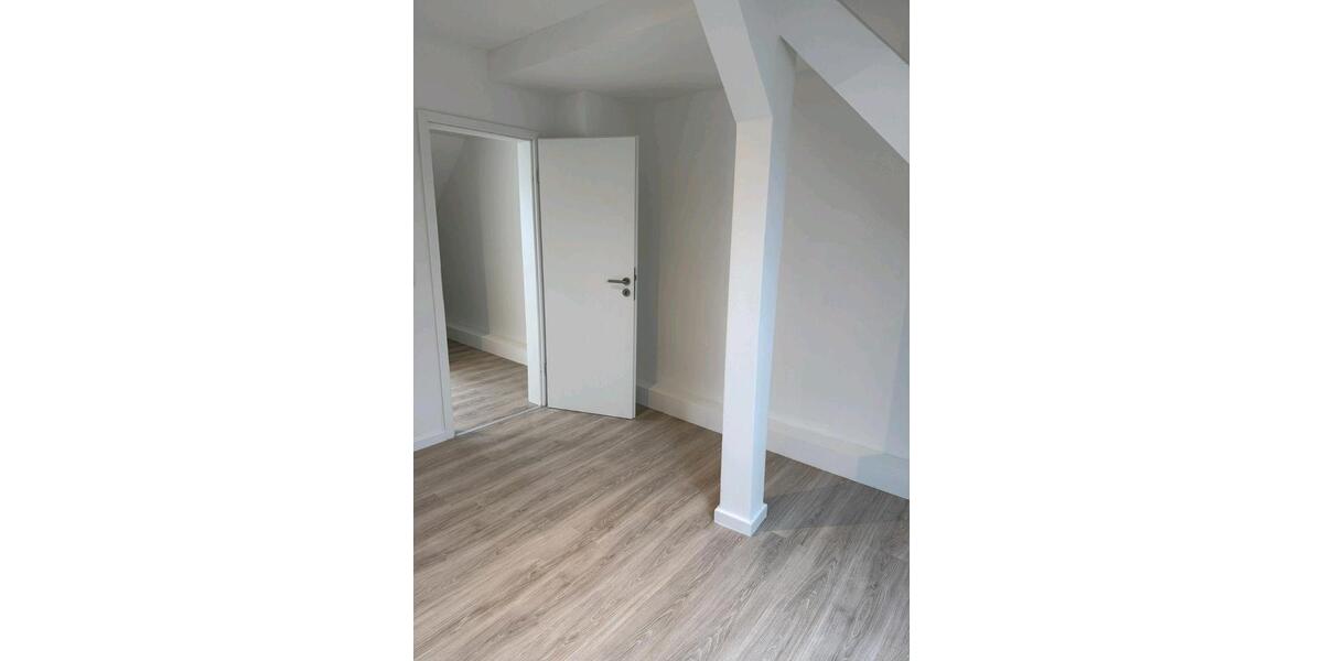 Dachgeschoßwohnung Hannover Vahrenwald-List - 2 Zimmer, 30 m&sup2;, 800&euro; | Angebot:25216419