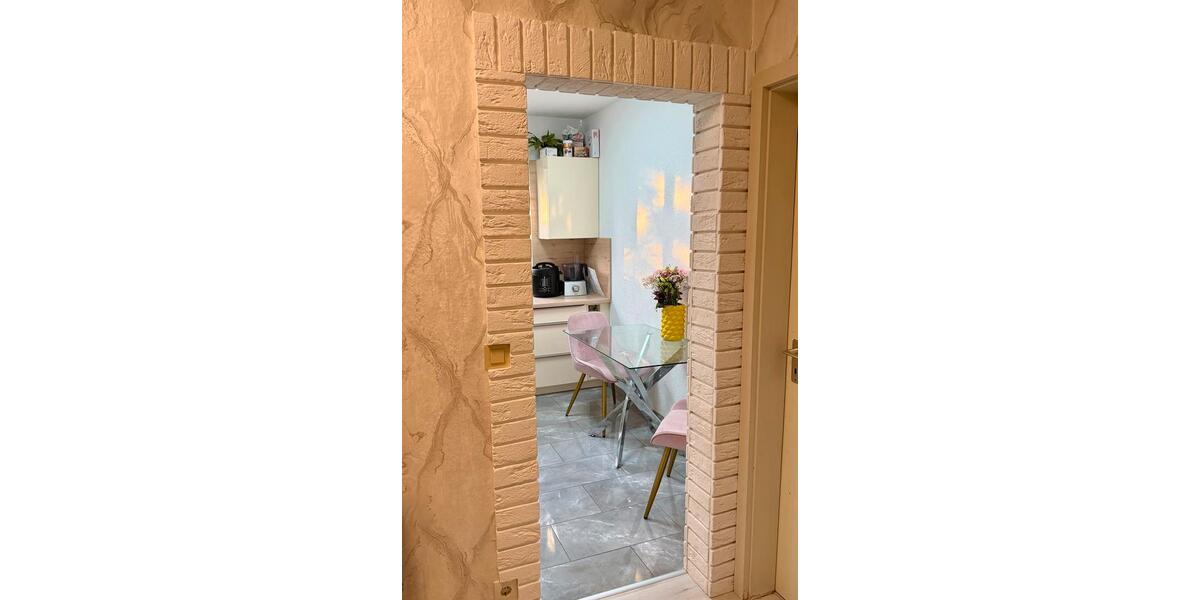 Etagenwohnung Laatzen - 3 Zimmer, 74 m&sup2;, 260.000&euro; | Angebot:26987185