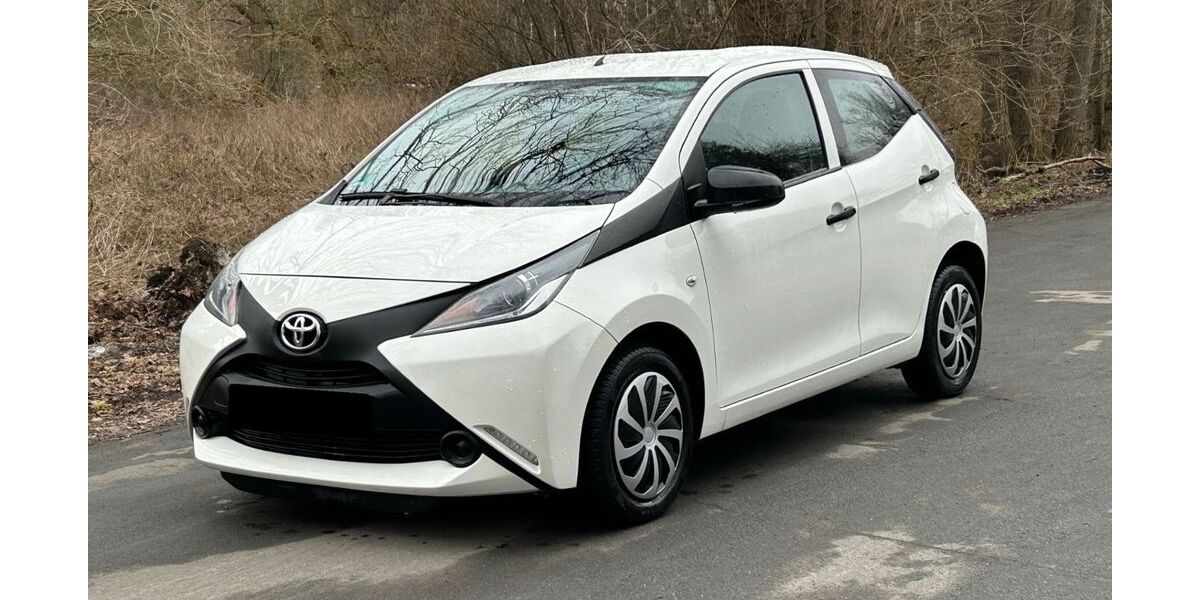 Toyota Aygo (X) 110.000 km 5.650 &euro; Burgdorf (bei Hannover) 31303