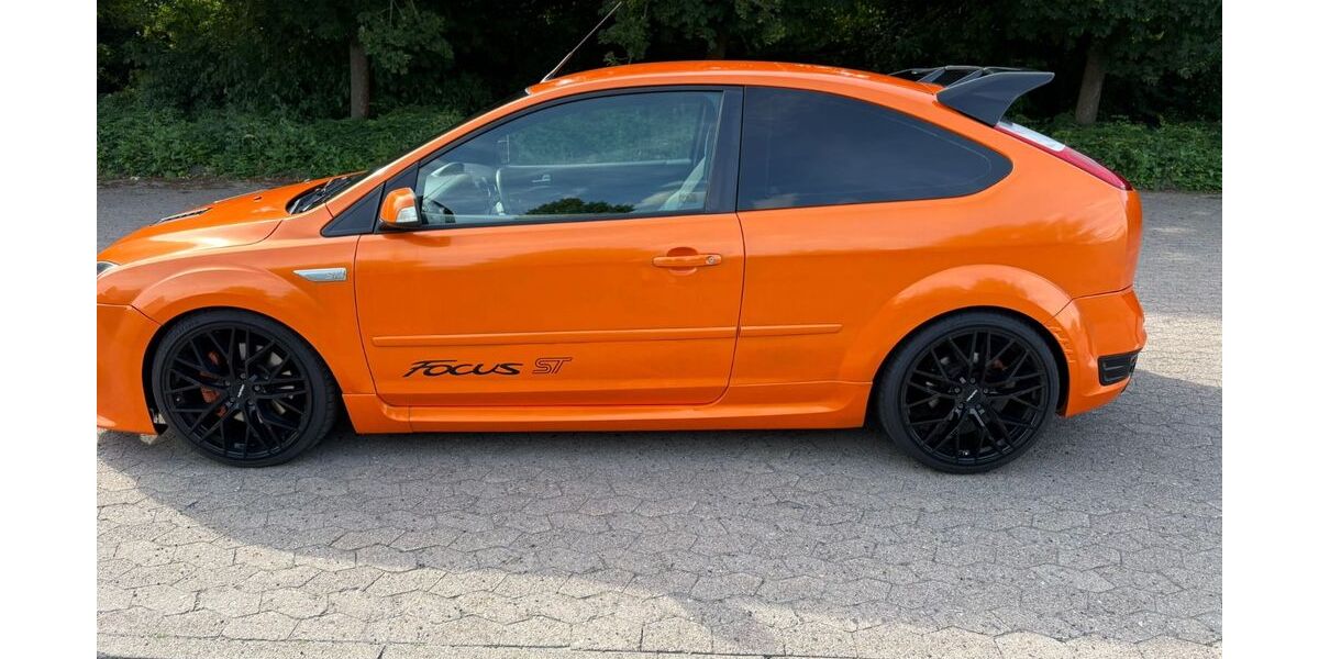Ford Focus 184.000 km 9.950 &euro; Sehnde 31319